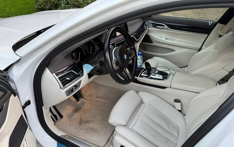 BMW 7 серия, 2018 год, 4 100 000 рублей, 7 фотография