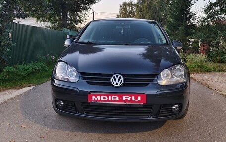 Volkswagen Golf V, 2006 год, 600 000 рублей, 2 фотография