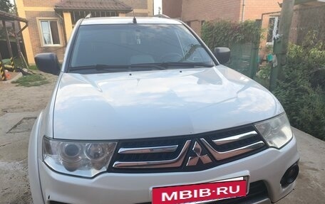 Mitsubishi Pajero Sport II рестайлинг, 2015 год, 1 900 000 рублей, 2 фотография