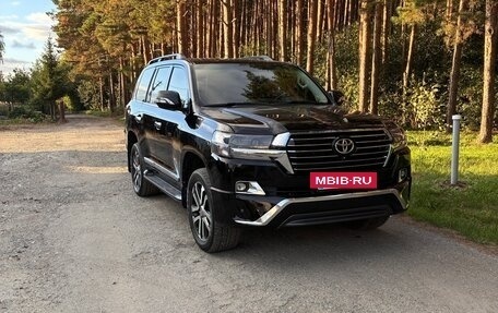Toyota Land Cruiser 200, 2007 год, 2 690 000 рублей, 3 фотография