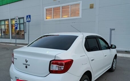 Renault Logan II, 2015 год, 750 000 рублей, 5 фотография