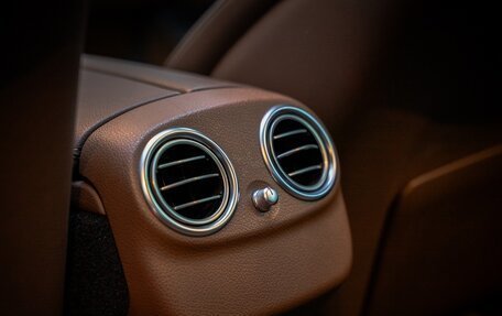 Mercedes-Benz E-Класс, 2022 год, 3 800 000 рублей, 13 фотография