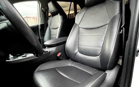 Toyota RAV4, 2020 год, 3 890 000 рублей, 18 фотография