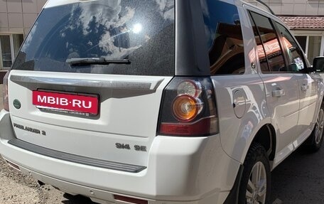 Land Rover Freelander II рестайлинг 2, 2013 год, 1 600 000 рублей, 3 фотография