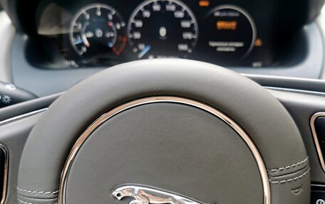 Jaguar XJ IV (X351), 2017 год, 4 700 000 рублей, 10 фотография