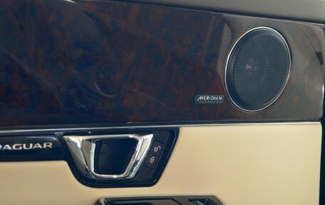 Jaguar XJ IV (X351), 2017 год, 4 700 000 рублей, 13 фотография