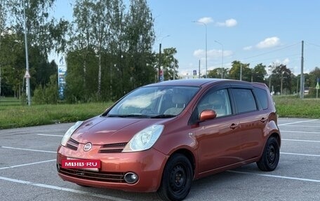 Nissan Note II рестайлинг, 2007 год, 550 000 рублей, 2 фотография