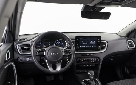 KIA cee'd III, 2024 год, 2 378 444 рублей, 6 фотография