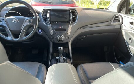 Hyundai Santa Fe III рестайлинг, 2018 год, 2 299 000 рублей, 7 фотография