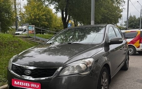 KIA cee'd I рестайлинг, 2010 год, 618 000 рублей, 2 фотография