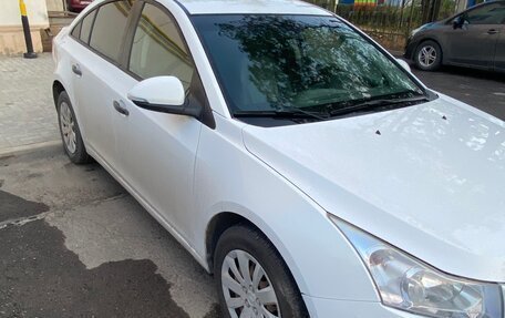 Chevrolet Cruze II, 2014 год, 830 000 рублей, 3 фотография
