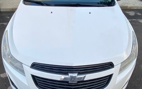 Chevrolet Cruze II, 2014 год, 830 000 рублей, 2 фотография