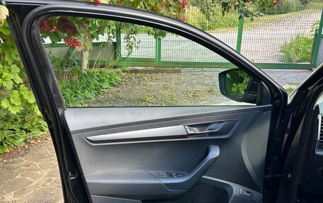 Skoda Karoq I, 2020 год, 2 600 000 рублей, 7 фотография