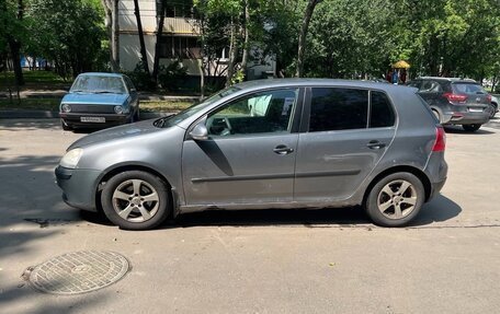 Volkswagen Golf V, 2004 год, 260 000 рублей, 3 фотография