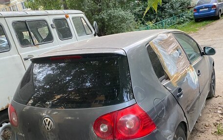 Volkswagen Golf V, 2004 год, 260 000 рублей, 4 фотография