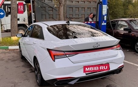Hyundai Avante, 2021 год, 1 850 000 рублей, 5 фотография