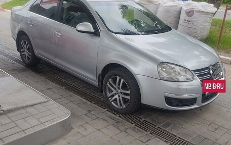 Volkswagen Jetta VI, 2007 год, 530 000 рублей, 2 фотография