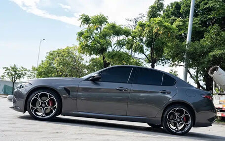 Alfa Romeo Giulia II, 2022 год, 3 300 275 рублей, 3 фотография