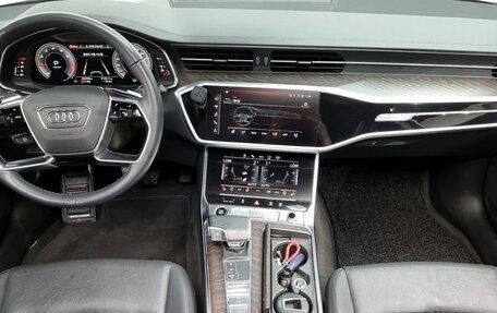 Audi A6, 2022 год, 4 500 000 рублей, 6 фотография