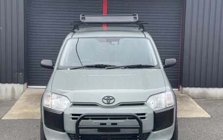 Toyota Probox I, 2021 год, 911 000 рублей, 2 фотография