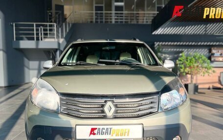 Renault Sandero I, 2012 год, 645 000 рублей, 2 фотография