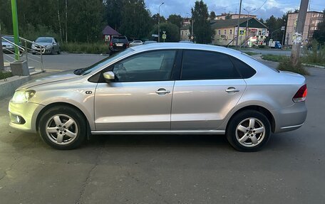 Volkswagen Polo VI (EU Market), 2011 год, 550 000 рублей, 2 фотография