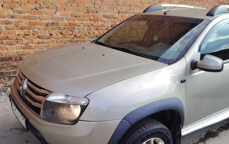 Renault Duster I рестайлинг, 2014 год, 980 000 рублей, 2 фотография