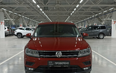 Volkswagen Tiguan II, 2018 год, 1 846 250 рублей, 2 фотография