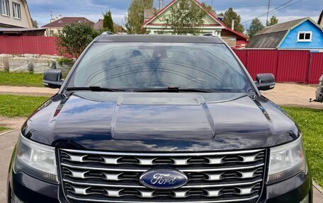 Ford Explorer VI, 2018 год, 3 350 000 рублей, 7 фотография