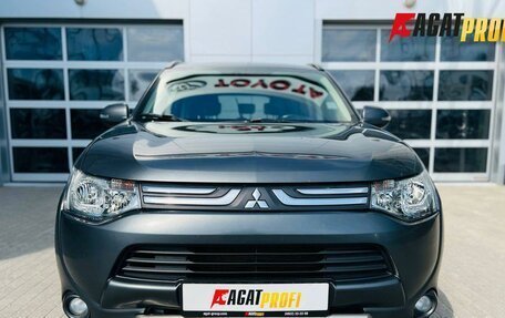 Mitsubishi Outlander III рестайлинг 3, 2013 год, 1 547 000 рублей, 2 фотография