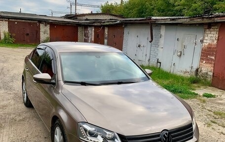 Volkswagen Passat B7, 2011 год, 950 000 рублей, 2 фотография
