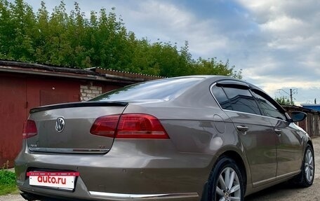 Volkswagen Passat B7, 2011 год, 950 000 рублей, 5 фотография