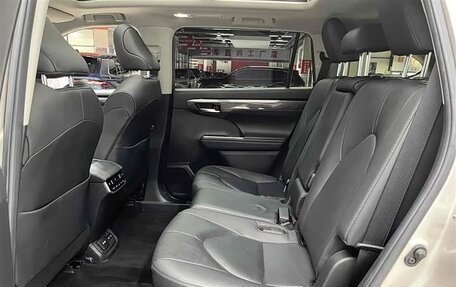 Toyota Highlander, 2021 год, 4 110 277 рублей, 7 фотография
