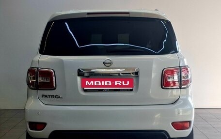 Nissan Patrol, 2011 год, 2 100 000 рублей, 7 фотография