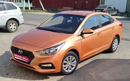 Hyundai Solaris II рестайлинг, 2017 год, 837 000 рублей, 3 фотография