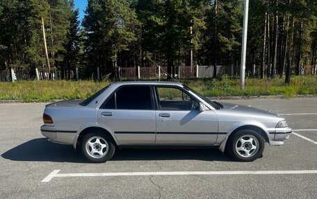 Toyota Carina, 1990 год, 350 000 рублей, 7 фотография