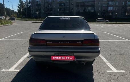 Toyota Carina, 1990 год, 350 000 рублей, 3 фотография