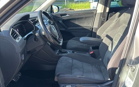 Volkswagen Tiguan II, 2019 год, 2 600 000 рублей, 7 фотография