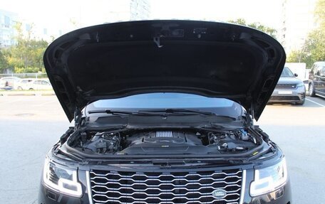 Land Rover Range Rover IV рестайлинг, 2019 год, 7 250 000 рублей, 9 фотография