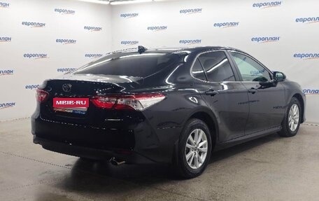 Toyota Camry, 2018 год, 2 647 000 рублей, 4 фотография