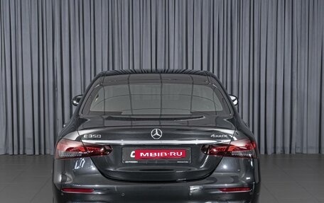 Mercedes-Benz E-Класс, 2020 год, 5 299 000 рублей, 4 фотография