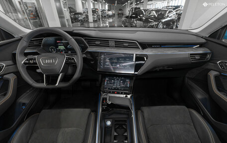 Audi e-tron I, 2023 год, 5 350 000 рублей, 8 фотография