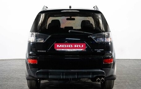 Mitsubishi Outlander III рестайлинг 3, 2007 год, 1 075 000 рублей, 4 фотография