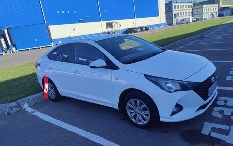 Hyundai Solaris II рестайлинг, 2020 год, 1 250 000 рублей, 4 фотография