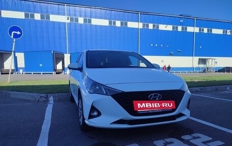 Hyundai Solaris II рестайлинг, 2020 год, 1 250 000 рублей, 3 фотография