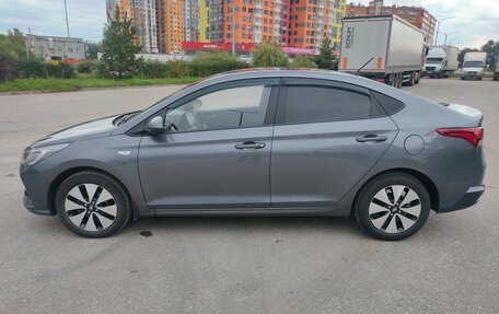 Hyundai Solaris II рестайлинг, 2021 год, 5 фотография