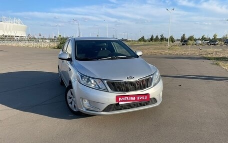 KIA Rio III рестайлинг, 2014 год, 950 000 рублей, 2 фотография