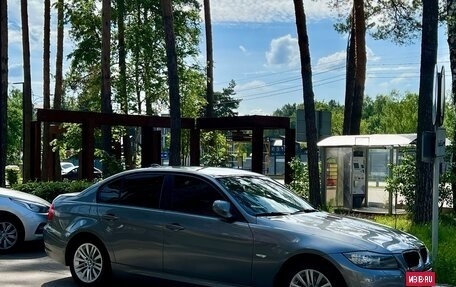 BMW 3 серия, 2011 год, 1 250 000 рублей, 2 фотография