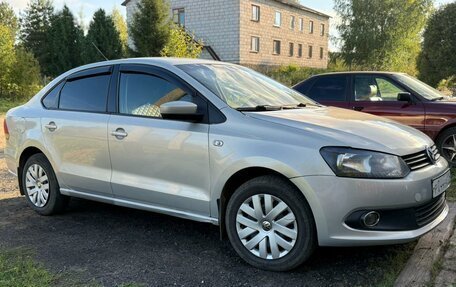 Volkswagen Polo VI (EU Market), 2012 год, 510 000 рублей, 2 фотография