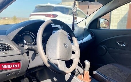 Renault Fluence I, 2014 год, 850 000 рублей, 2 фотография